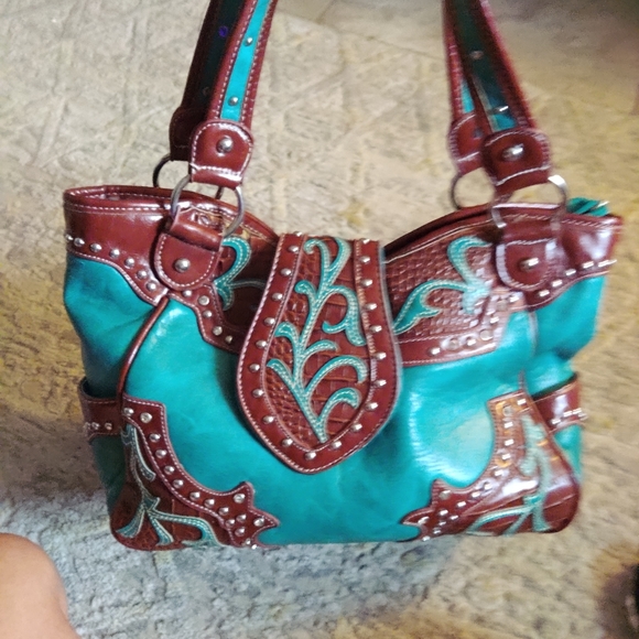 Handbag - Picture 3 of 7